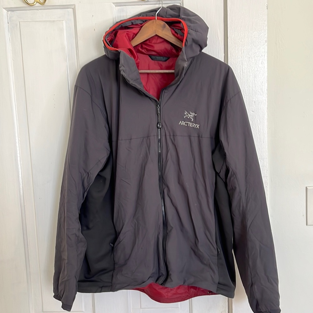 Arc’teryx Men’s Atom LT Insulated Gray Hoody XL